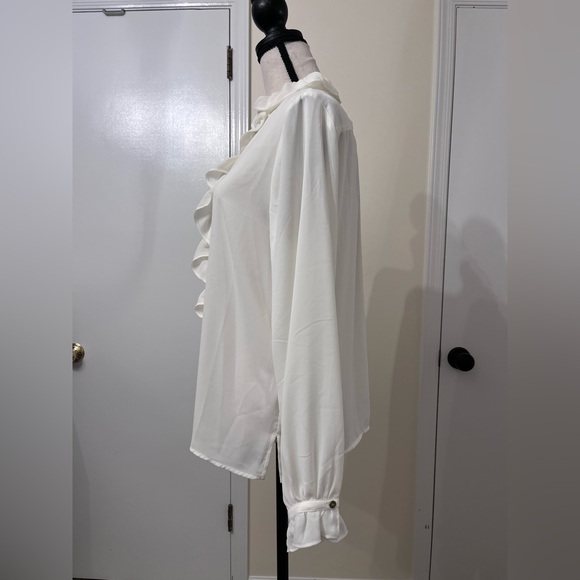 J.crew chiffon cream colored blouse with ruffle - Picture 3 of 4